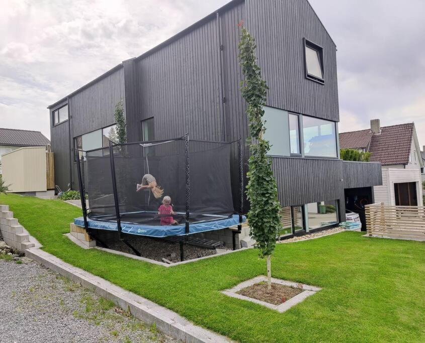 Modern And Comfortable Apartment In Attractive Neighborhood Ставангер Екстериор снимка